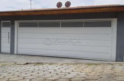 Casa com 3 quartos à venda na Cidade Jardim, Jacareí 