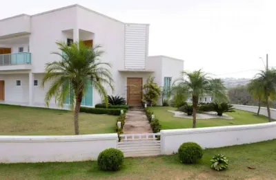 Casa em condominio 05 quantos sendo 04 suites - lago dourado - jacareí sp