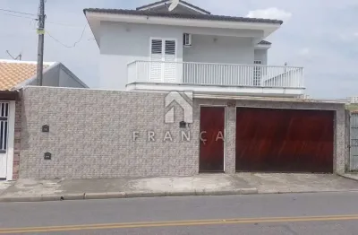 Casa com 4 quartos à venda no Parque Santo Antônio, Jacareí 