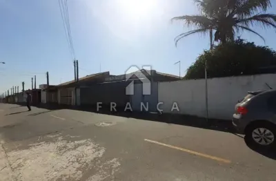 Casa 3 dormitórios sendo 1 suíte bairro jardim primavera - jacareí