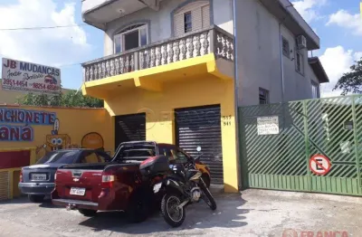 Casa 2 dormotórios com ponto comercial bairro parque dos principes jacareí
