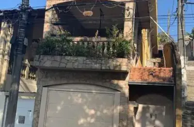 Casa 4 dormitórios sendo 1 suite bairro parque santo antonio jacareí