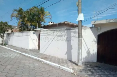 Casa 5 dormitórios sendo 3 suites bairro jardim siesta jacareí