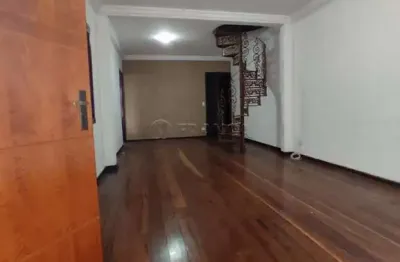 Casa com 3 quartos à venda no Jardim Santa Maria, Jacareí 