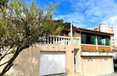 Casa com 3 quartos à venda no Centro, Jacareí 