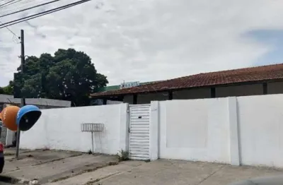 Casa com 4 quartos para alugar no Jardim Santa Maria, Jacareí 