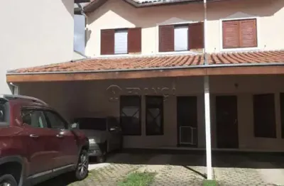 Casa em condomínio 3 dormitórios sendo 1 suíte bairro jardim califórnia