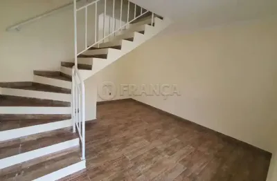 Casa em condomínio fechado com 2 quartos para alugar na Vila São Geraldo, São José dos Campos 