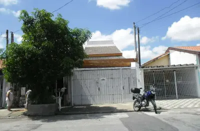 Casa com 3 quartos à venda no Jardim Santa Maria, Jacareí 