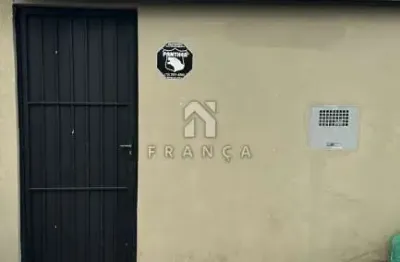 Casa com 2 quartos para alugar no Conjunto São Benedito, Jacareí 