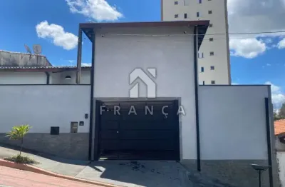 Casa com 4 quartos à venda no Parque Santo Antônio, Jacareí 