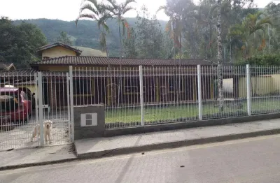 Chácara em monteiro lobato 2 dormitórios sendo 1 suíte à venda, 1290m²