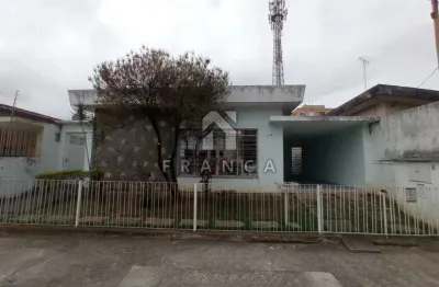 Casa 03 dormitórios sendo 01 suite - jardim pereira de amparo jacarei sp