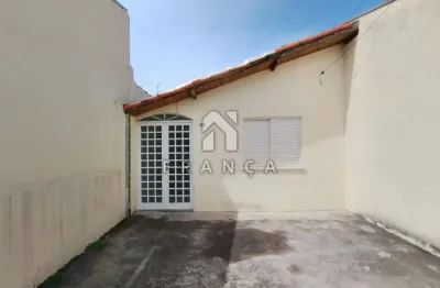 Casa 2 dormitórios em condomínio bairro parque califórnia - jacareí