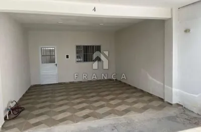 Casa em condomínio fechado com 4 quartos para alugar no Centro, Jacareí 