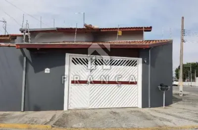 Casa com 3 quartos à venda no Jardim Santa Marina, Jacareí 