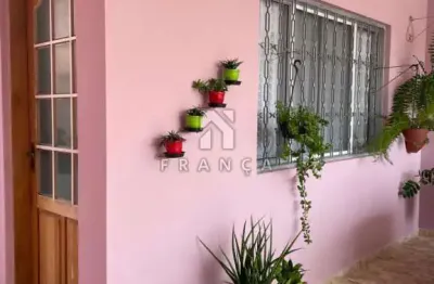 Amplo Sobrado com 280 m²  com 4 dormitórios sendo 4 suítes na Vila Formosa Conforto, modernidade e o privilégio de viver com vista para o verde.