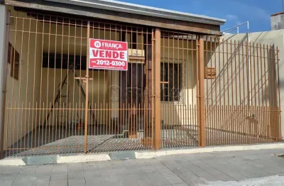 Casa 02 dormitorios com edicula - vila formosa jacareí sp