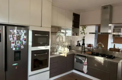 Casa em condomínio fechado com 3 quartos à venda no Loteamento Villa Branca, Jacareí 