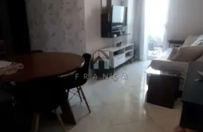 Lindo apartamento com 3 dormitorios no condominio getulio vargas