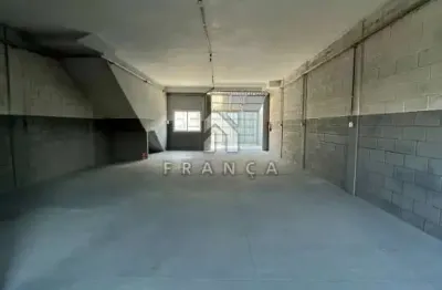 Galpão misto no residencial santa paula - estrutura completa para uso comercial ou residencial