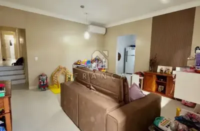 Casa com 3 quartos à venda no Jardim Altos de Santana II, Jacareí 