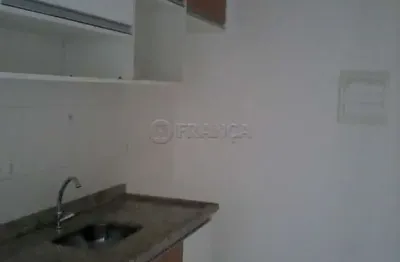 Apartamento com 2 dormitórios sendo 1 suíte - centro - jacareí