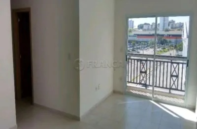 Locação Apto de 03 Dormitórios - Edificio Saveiro - Monte Castelo