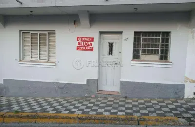 Casa com 1 quarto para alugar no Centro, Jacareí 