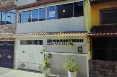 Casa com 3 quartos à venda na Rua Alfredo Camarão, 12, Camarão, São Gonçalo