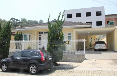 Casa com 5 quartos à venda na Rua Nelson Kemp, 41, Braunes, Nova Friburgo