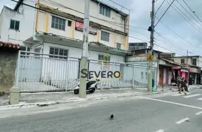 Prédio à venda na Rua Gustavo Mayer, 254, Vila Três, São Gonçalo