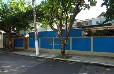 Casa com 5 quartos à venda no São Francisco, Niterói 