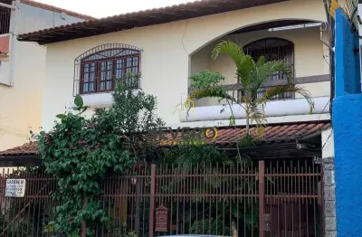 Casa com 3 quartos à venda na Rua Zeferino Reis, 321, Centro, São Gonçalo