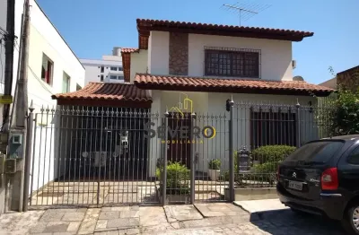 Casa de 4 quartos em condomínio no centro de são gonçalo