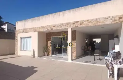 Casa com 2 quartos à venda no Colubande, São Gonçalo 