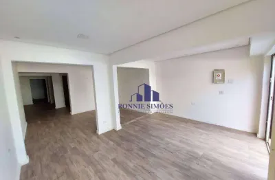 Salão/loja comercial para alugar, 210 m², 180 m² ac, 6 salas, 4 banheiros, 1 vaga, próximo ao metrô e principais vias