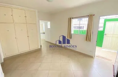 Casa residencial para alugar, 117 m², jardim jabaquaras, 3 suítes, 2 salas, cozinha amplo, 3 wc, 1 vaga de garagem, próximo ao aeroporto de conconhas