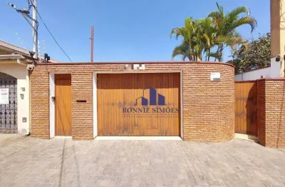 Casa à venda, 500 m² terreno, 390 m² ac, 10x50, mais de 10 salas, banheiros, 2 vagas, edicula nos fundos com dois pavimentos.