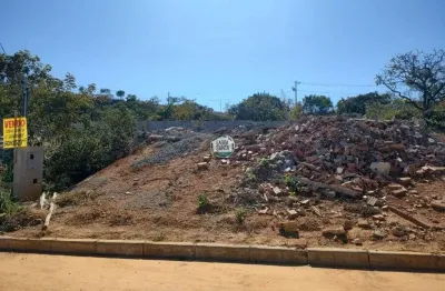Terreno em condomínio fechado à venda na Rua Três, 9, Lundcéia, Lagoa Santa