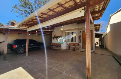 Casa com 3 quartos à venda na Rua Curvelo, 174, Lundcéia, Lagoa Santa