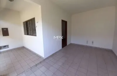 Casa com 2 quartos para alugar no são judas, piracicaba  por r$ 1.400