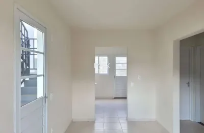 Casa em condomínio fechado com 2 quartos para alugar no nova suiça, piracicaba  por r$ 800