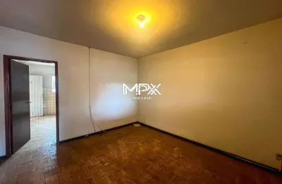 Casa à venda em Piracicaba,  Dois Córregos, com 2 quartos, com 134 m²