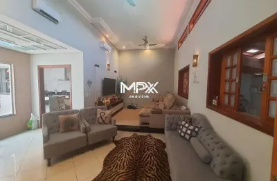 Casa à venda em Piracicaba, Loteamento Santa Rosa, com 3 quartos, com 243.87 m²