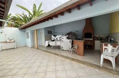 Casa à venda em Piracicaba, Santa Terezinha, com 3 quartos, com 169 m²