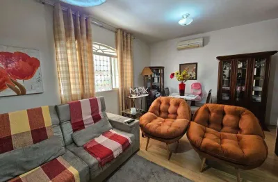 Casa à venda em Piracicaba, São Judas, com 3 quartos, com 116.6 m²