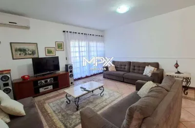 Casa à venda em Piracicaba, Nova América, com 3 quartos, com 328.83 m²