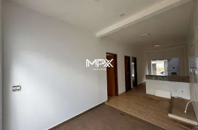 Casa à venda em Piracicaba, Água Branca, com 2 quartos, com 100 m²