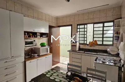 Casa à venda em Piracicaba, Jardim Diamante, com 2 quartos, com 115 m²